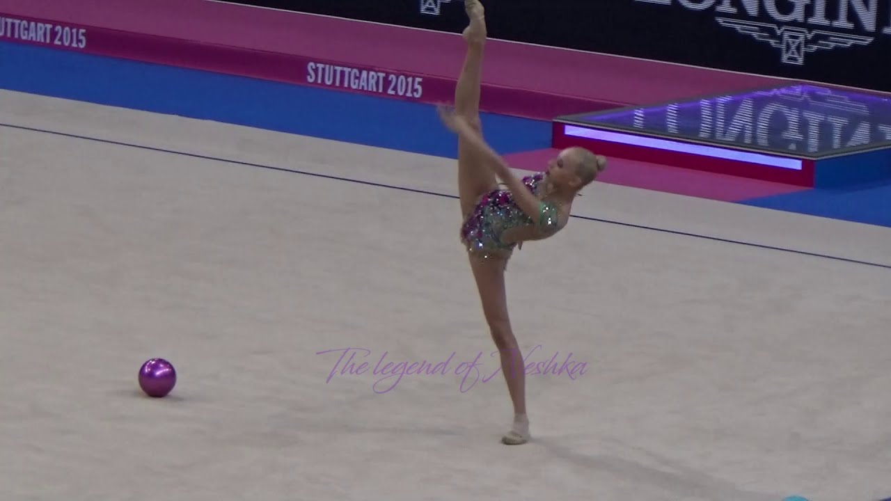 Yana KUDRYAVTSEVA (RUS) ball - 2015 Stuttgart worlds Qualifs