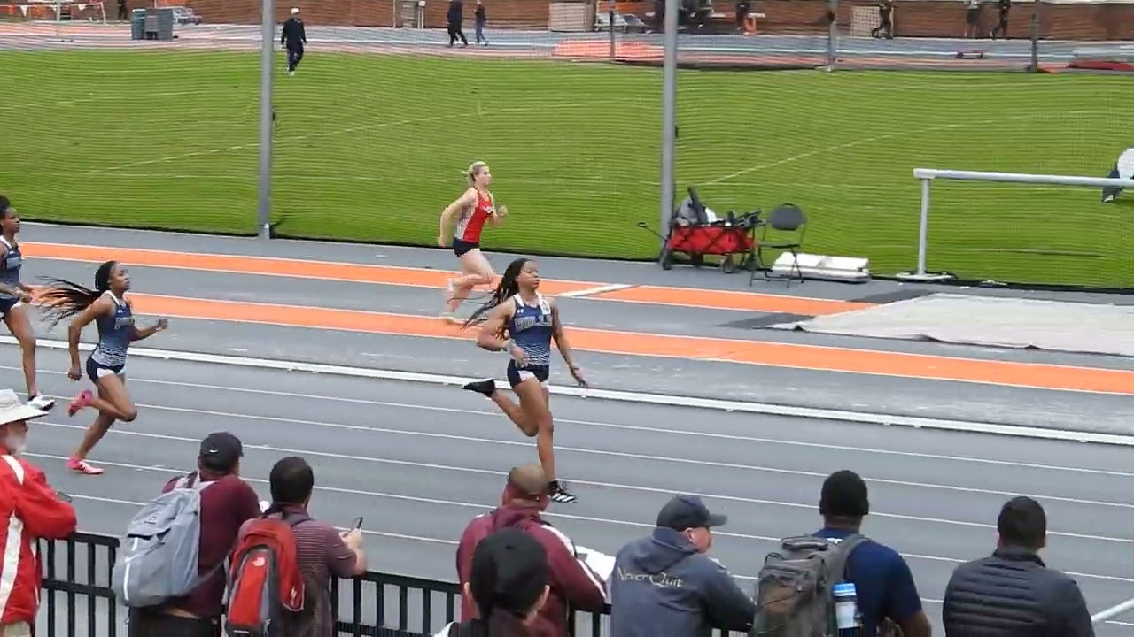 Mirai Bernard (Lane 4) and Bullis Teammates Go 1,2,3 in 400m _ 2022 UT Volunteer Track Classic