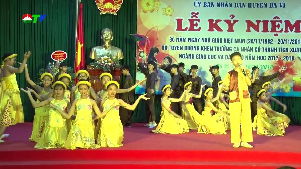 Em đi giữa biển vàng - Trường THCS Tản Lĩnh