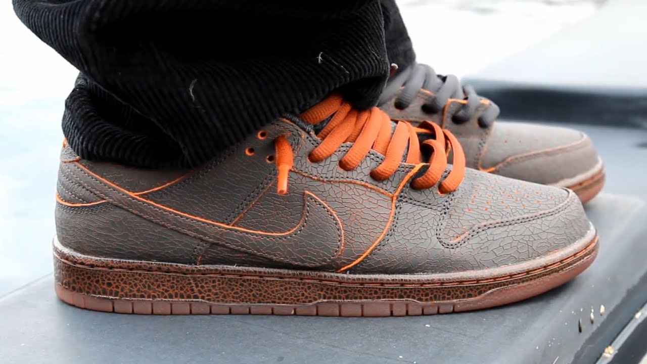 Обзор и фото на ногах кроссовок Nike Sb Dunk Low Pro PRM Krampus (из фильма 