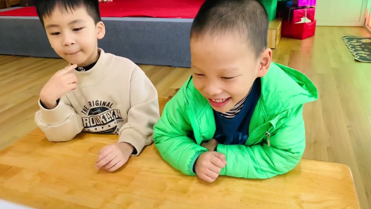 Khoa & Chuột - U4 December ( Vườn mặt trời)