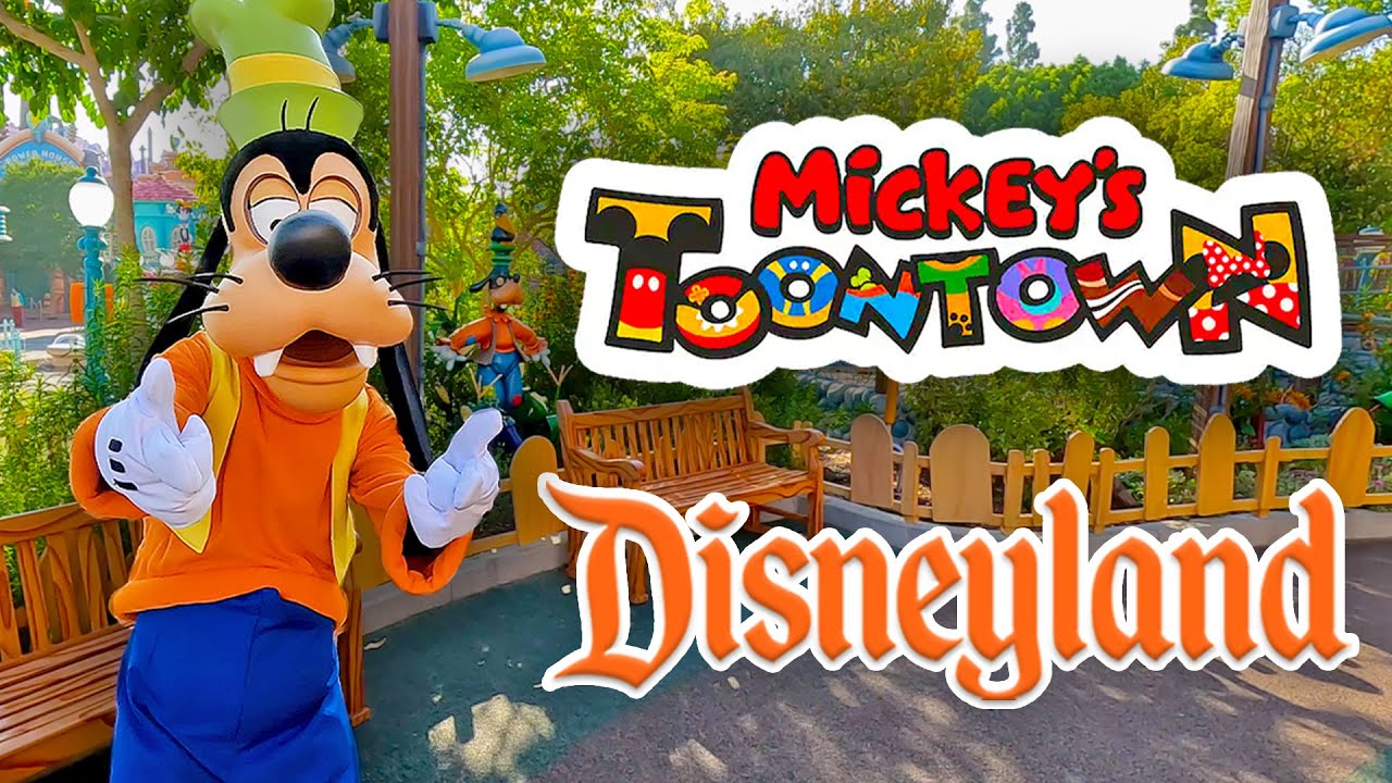 Meeting Disney Friends at Mickey's Toontown - Walkthrough & Rides [4K POV]