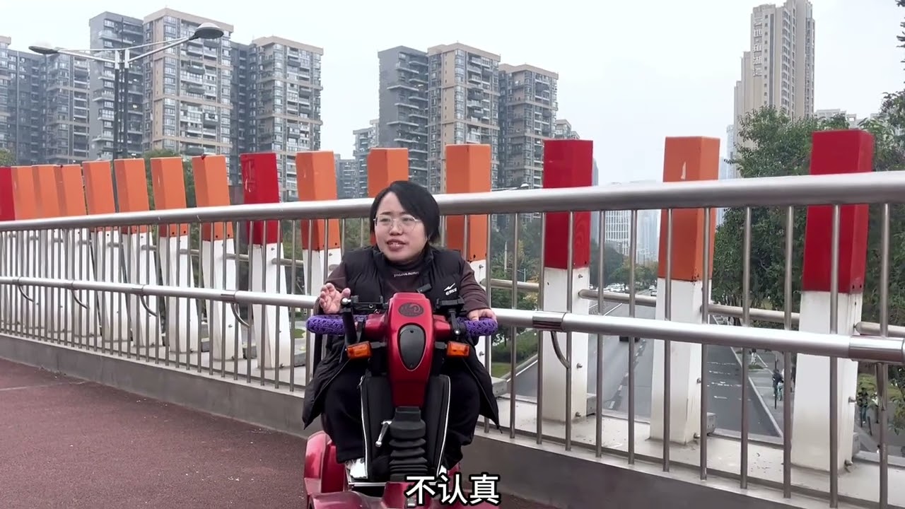 恳请您看完这个视频，帮忙转发一下，谢谢！#国际残疾人日 #万飘 #助残助学 @四川残联 @北京残联 @陕西残联 @山西日报 @吉林残联 @自强奋进号-青岛残联