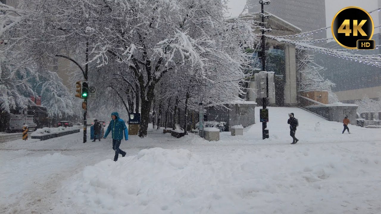 🇨🇦 Snowy Morning Walk in Vancouver Downtown,  4K