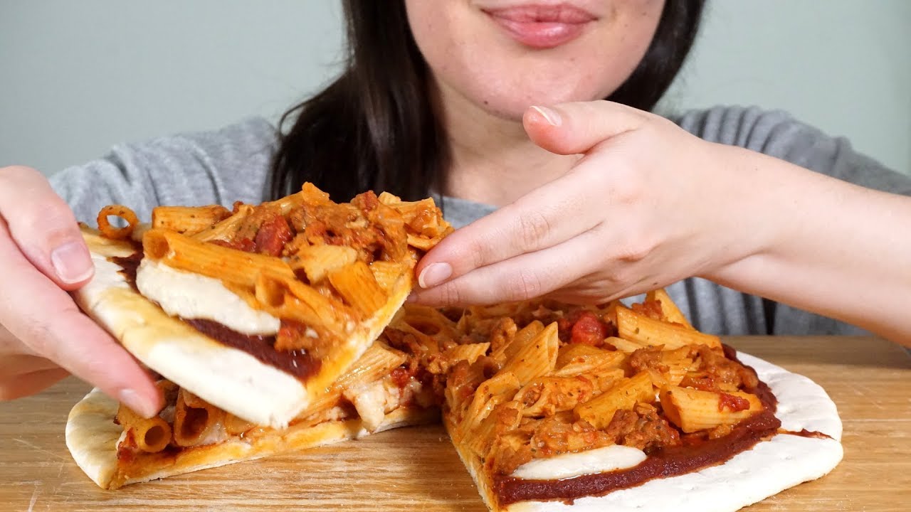 ASMR Eating Sounds: Pasta Pizza (No Talking)