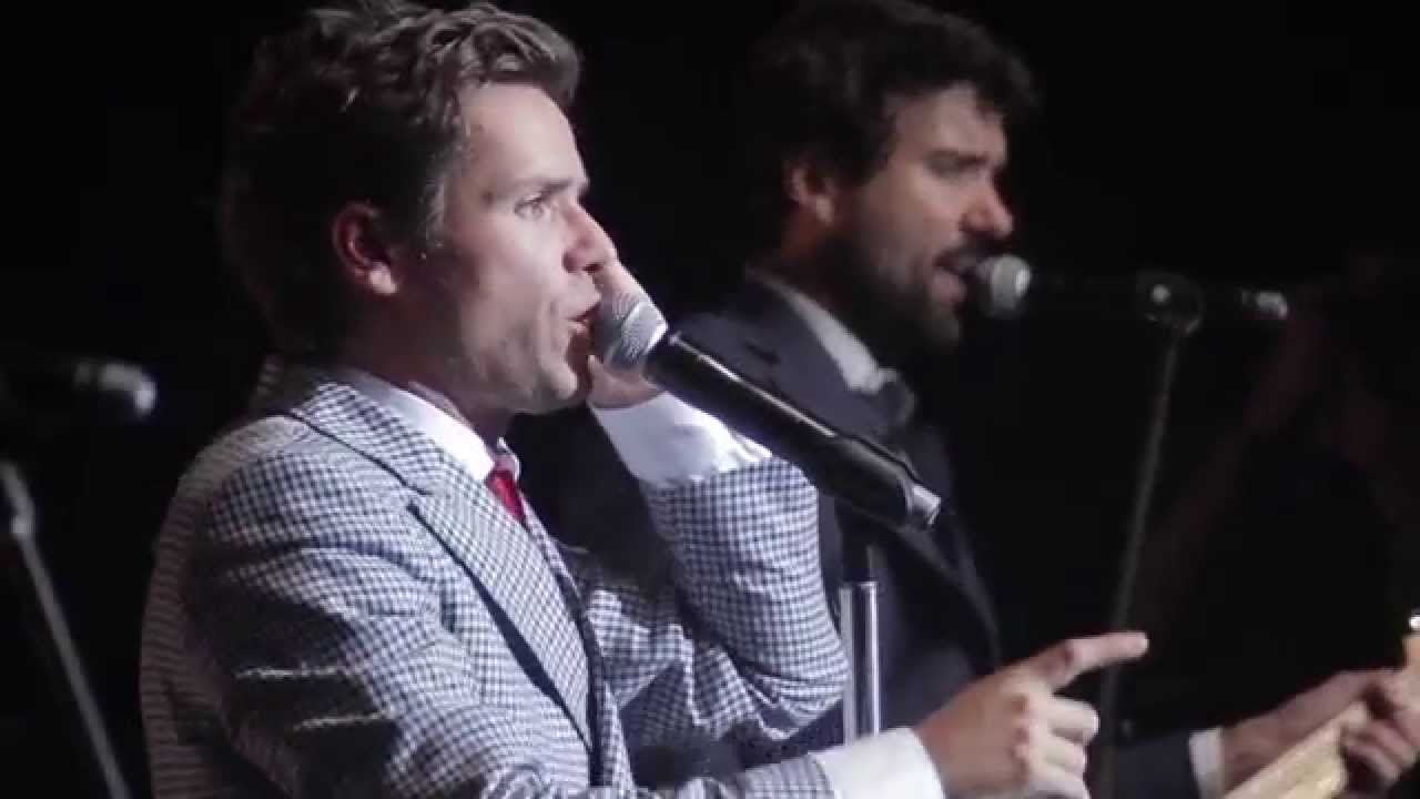 Os Azeitonas | Ray Dee Oh (ao vivo no Coliseu do Porto)