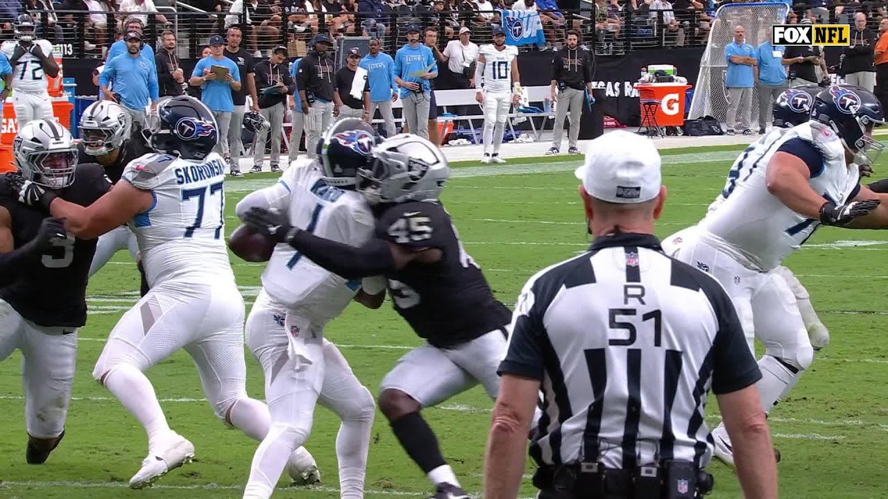 Devin White blows up Ward on sack fumble, leads to Vegas TD