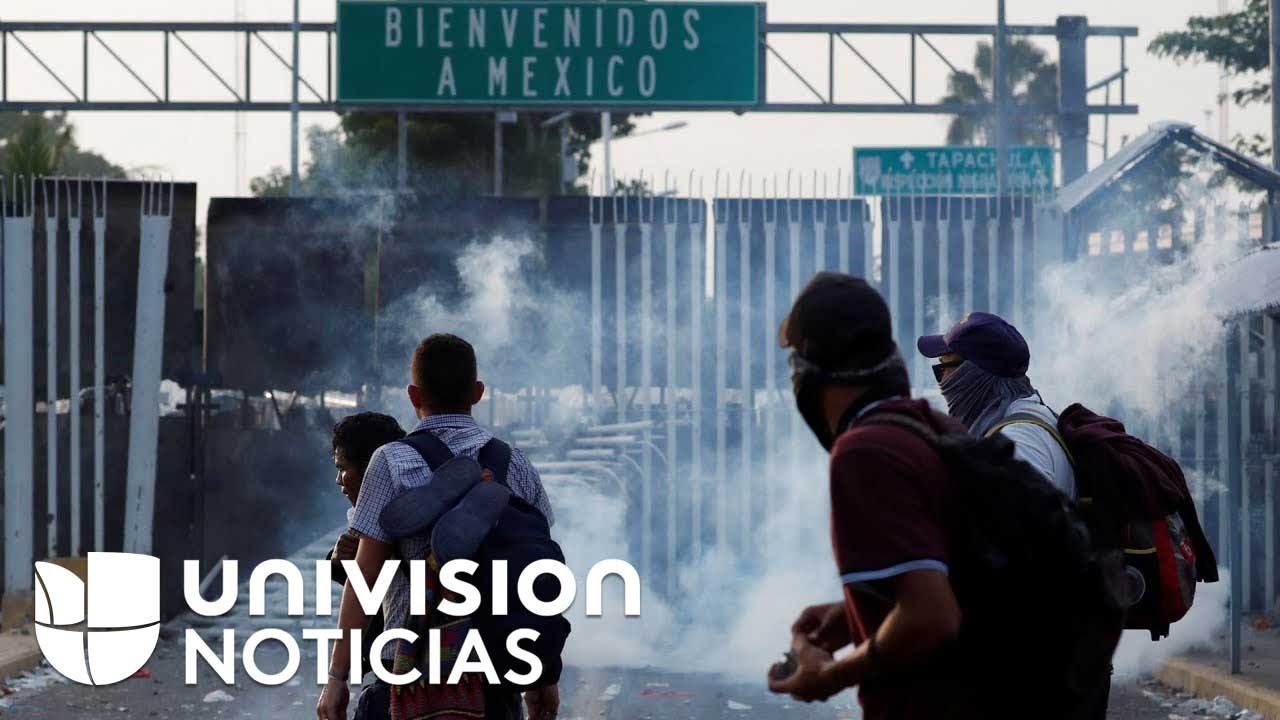 Así fue el choque entre migrantes y policías en la frontera México-Guatemala