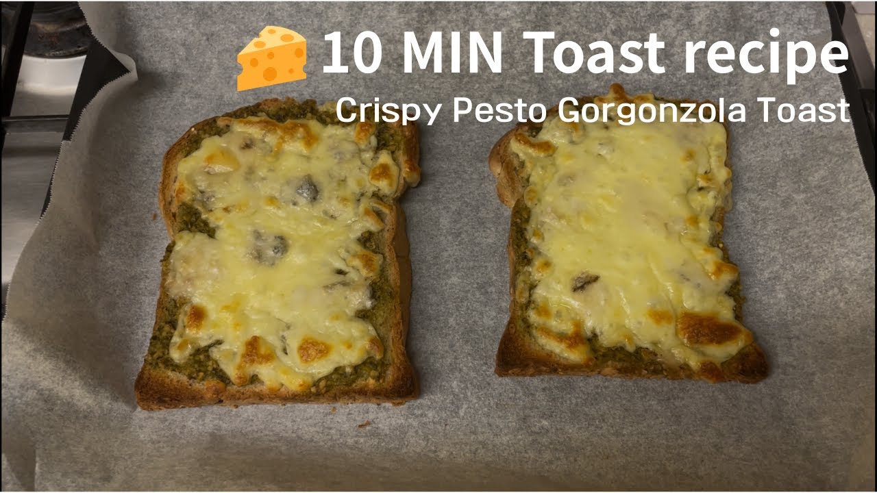 Gorgonzola Pesto Mozzarella Toast – The Ultimate Cheesy Crunch!