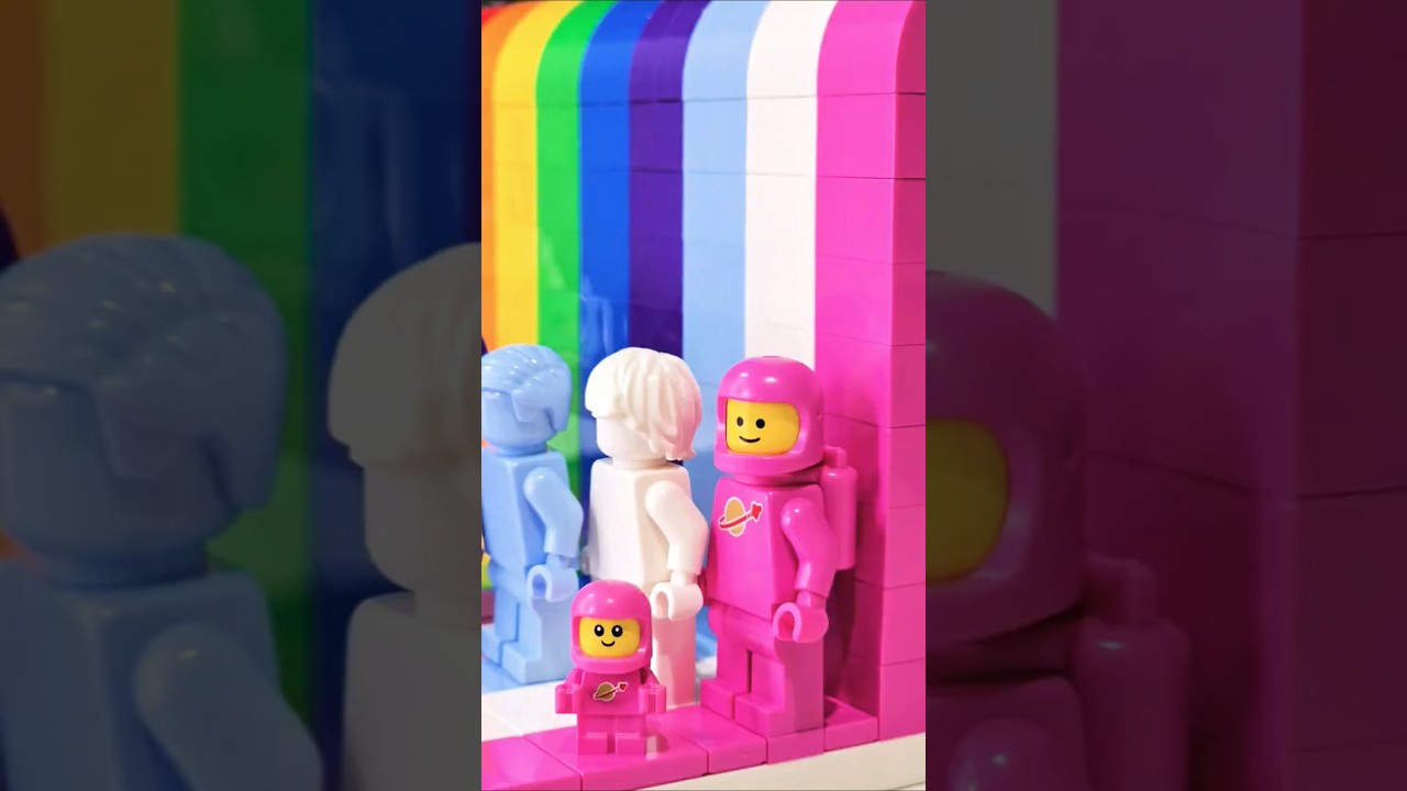 Pink Spaceman and space baby! #lego #legospace