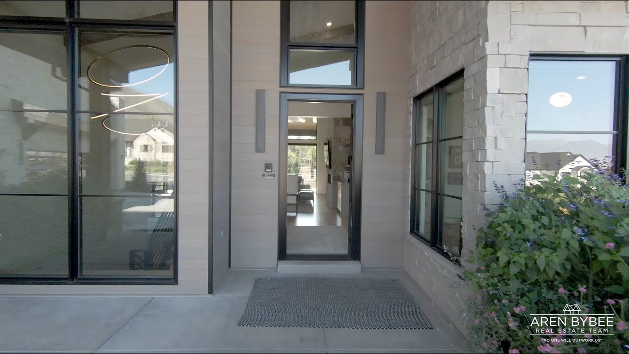 First Person View Virtual Flythrough - Presented By: The Aren Bybee Real Estate Team