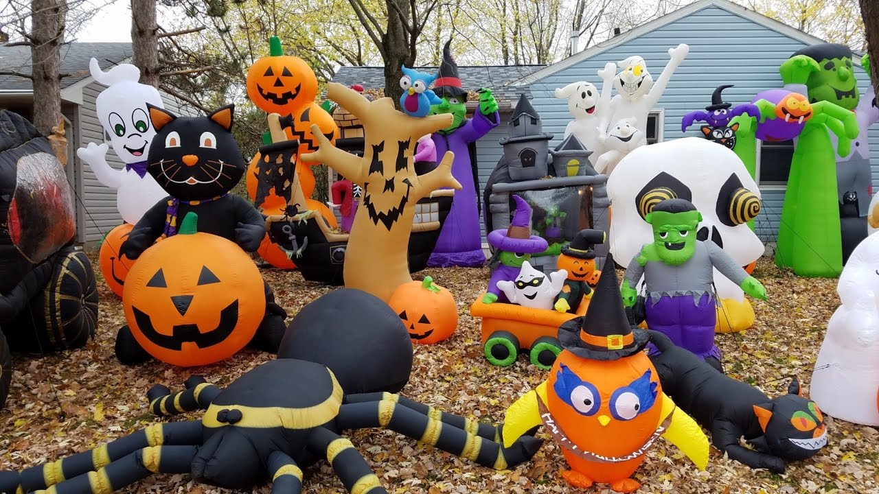 INSANE Halloween Inflatable Decorations! | StewarTV