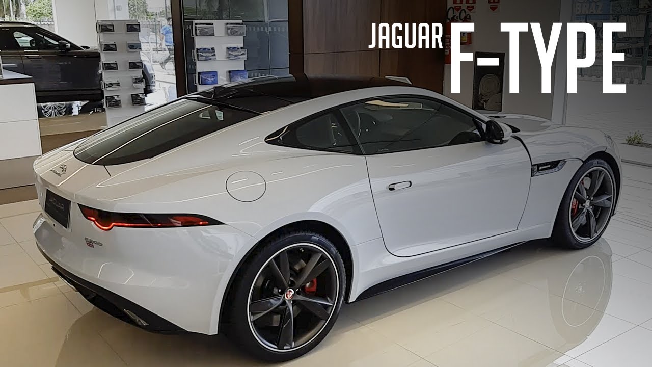 Aceleramos o Jaguar F-Type P300 2.0 dentro da loja!