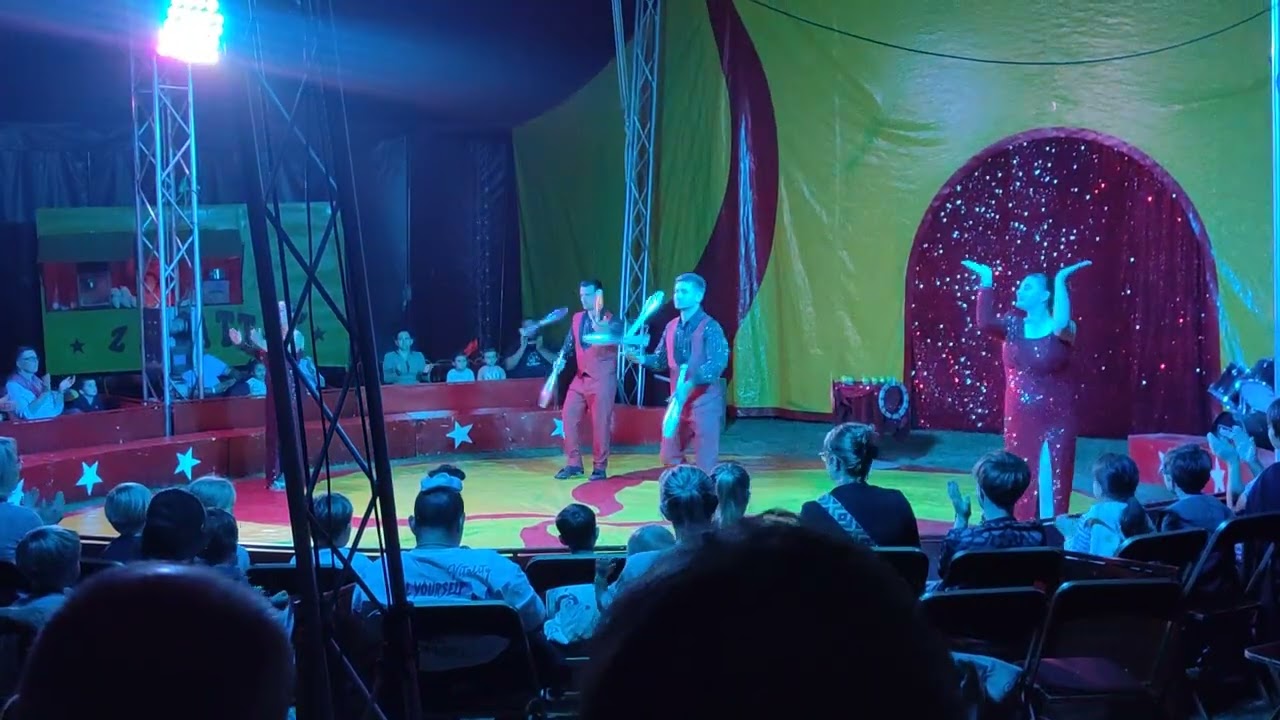 cirque Zavatta à Courseulles-sur-Mer (13)(20 août 2024)
