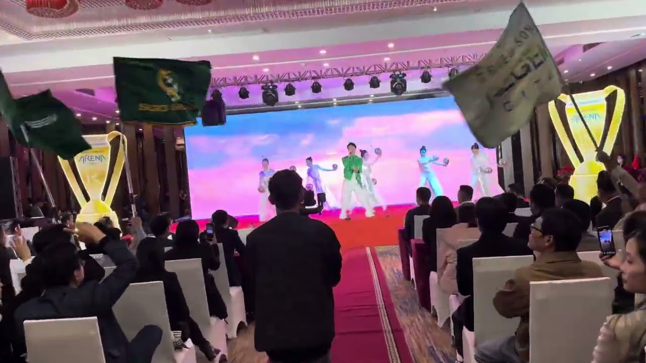 Đón Bình Minh Vũ đoàn Fly - Ca sĩ Trung nguyên