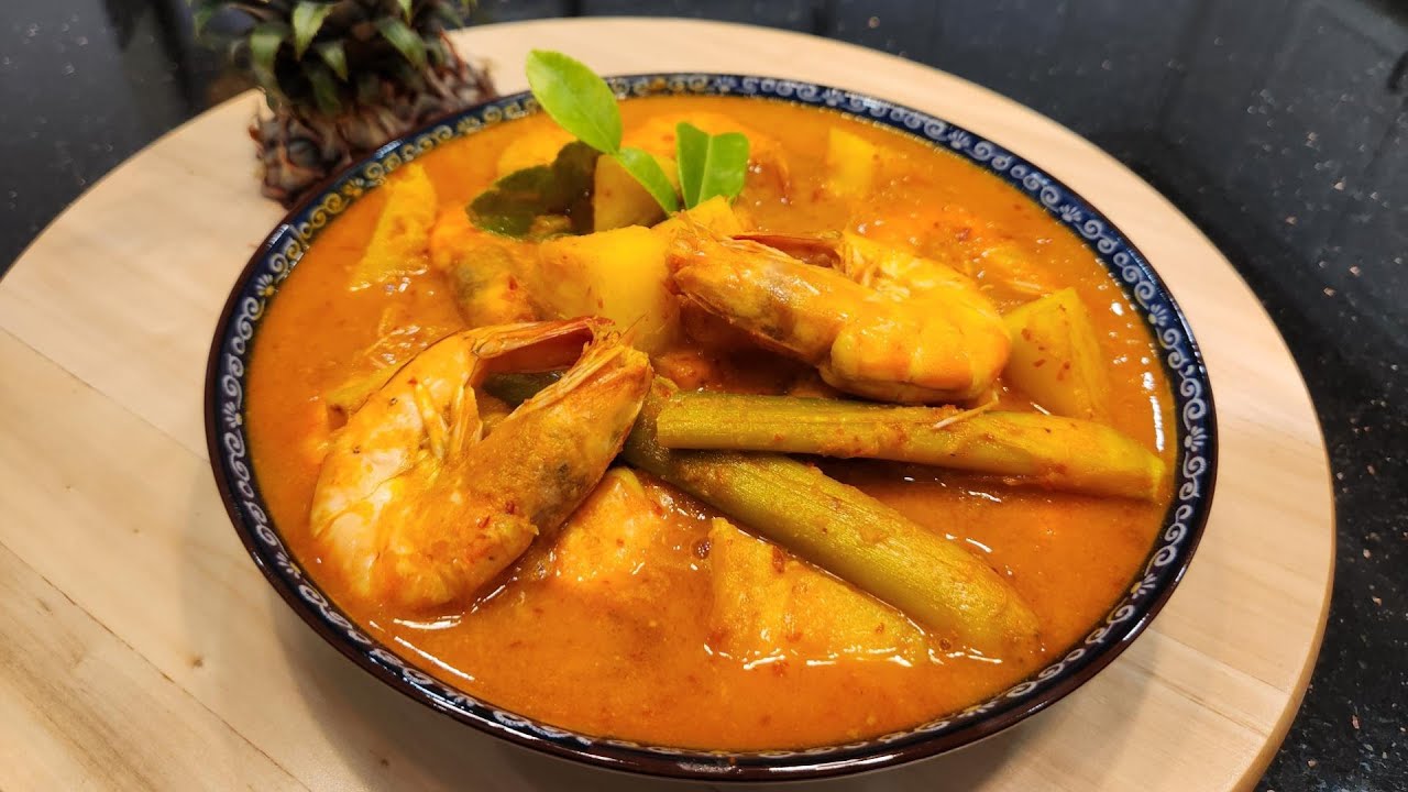 Udang Masak Lemak Nenas I Prawns in Pineapple Curry I Classic Nyonya Recipes