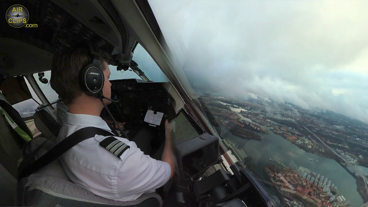 Breathtaking Stockholm Downtown Views!!! Avro RJ100 Bromma Takeoff! [AirClips]