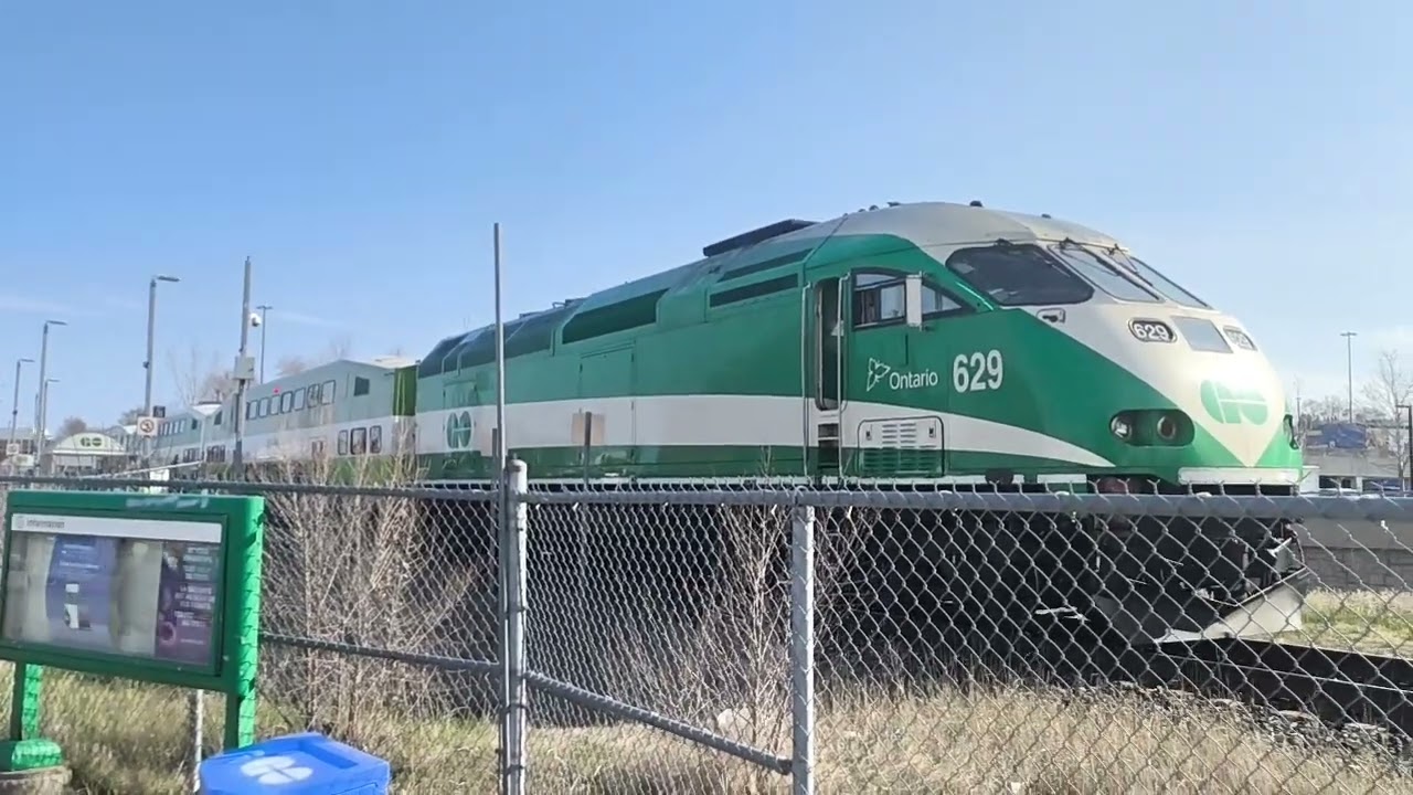 GO Train MP40PH 629 Arriving And Departure Oriole GO Station Pulling 10 Cars of Train Cab Car 355