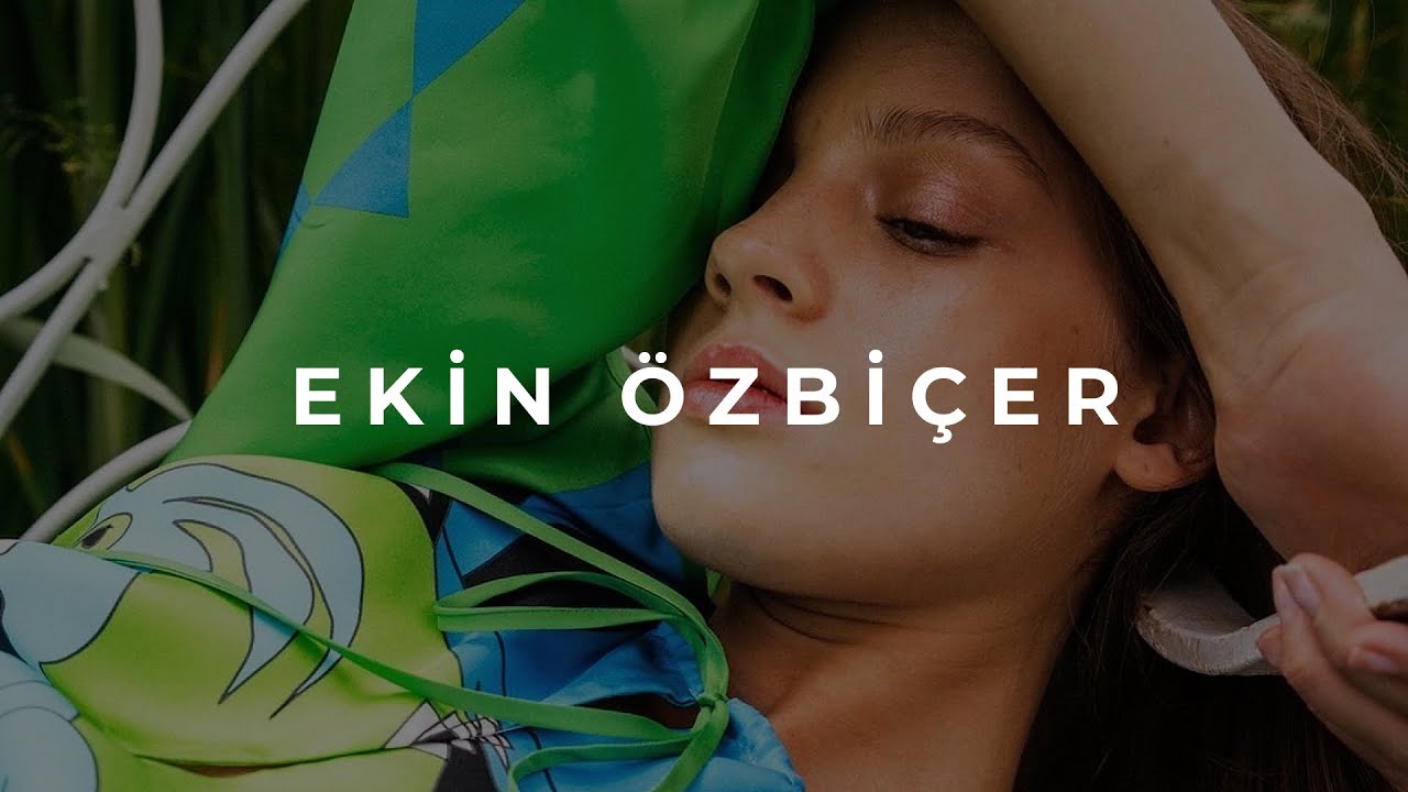 Ekin Özbiçer: Fashion And Documentary Photography