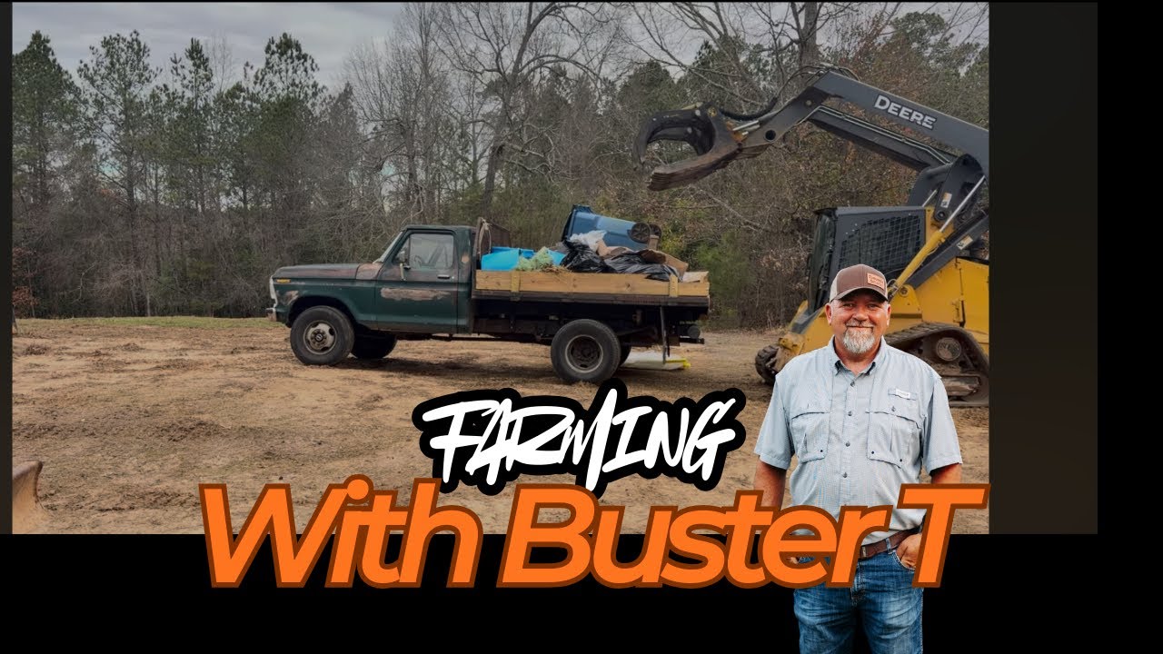 Trash Day! #fordtrucks #farming 