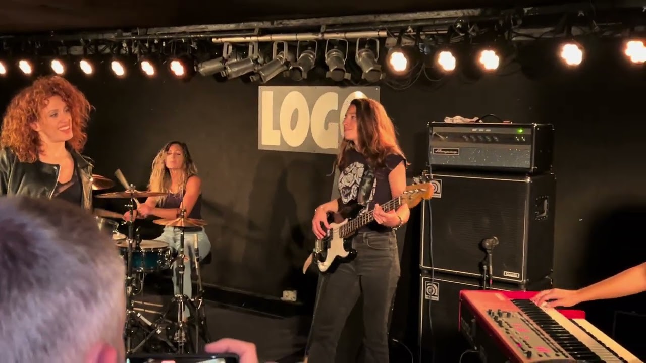 Strange Kind of Women / Child in Time live / with missing guitar player / Hamburg Logo 14.09.24