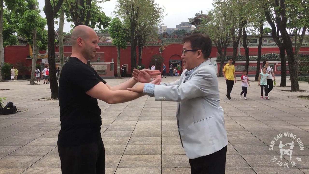 Wing Chun Foshan Zumiao - Master Sam Lau & Furio