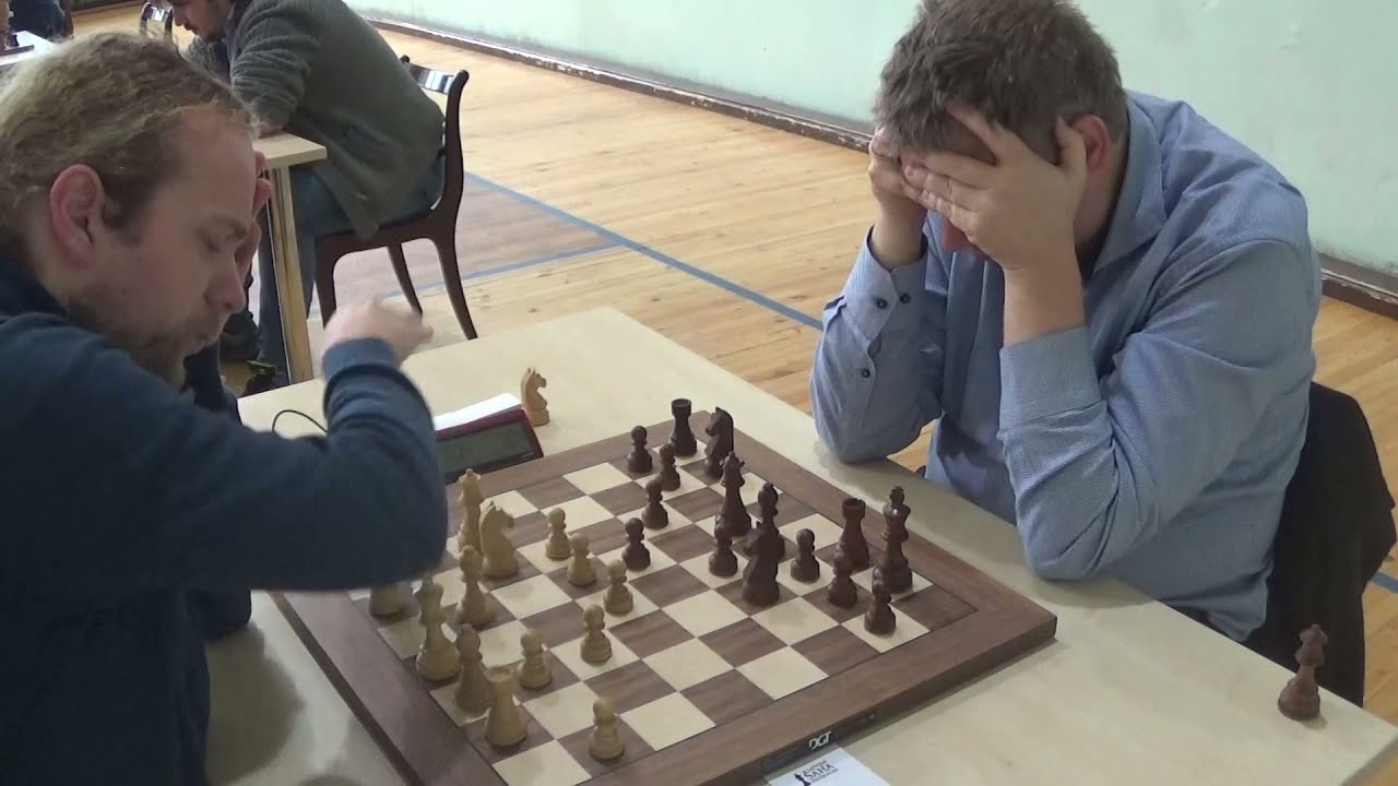 Who has compensation? | Alexei Shirov plays rapid chess