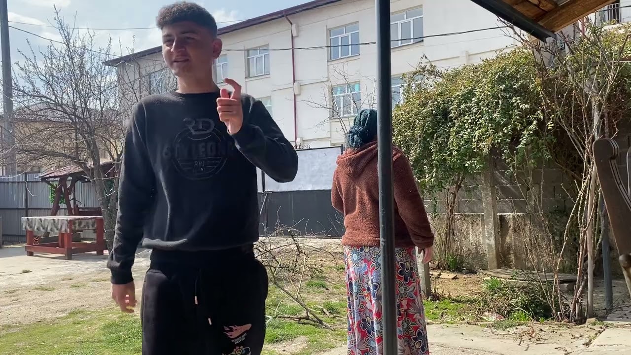 A DEVENIT FOARTE AGRESIVA 