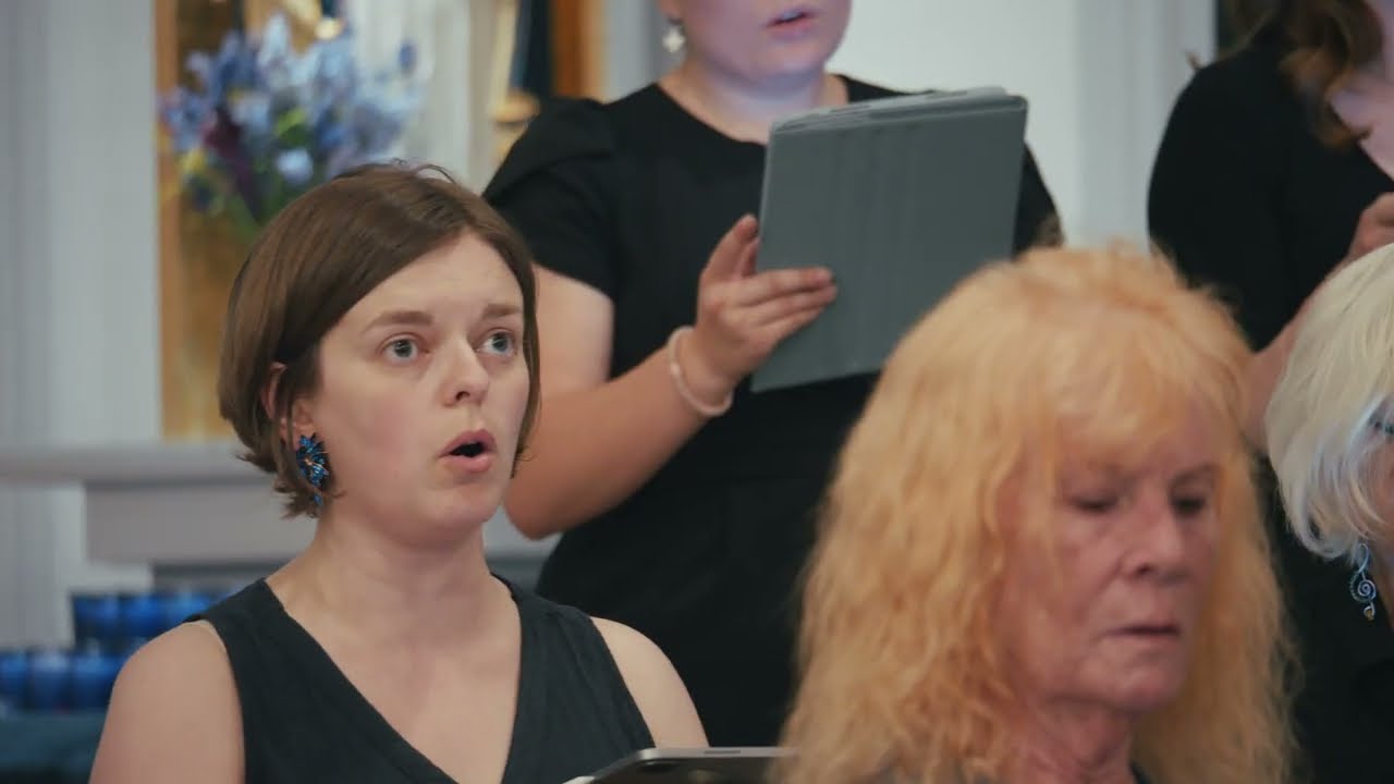 Agnus Dei - Mass for Double Choir - Ralph Vaughan Williams performed by Zenith Ensemble