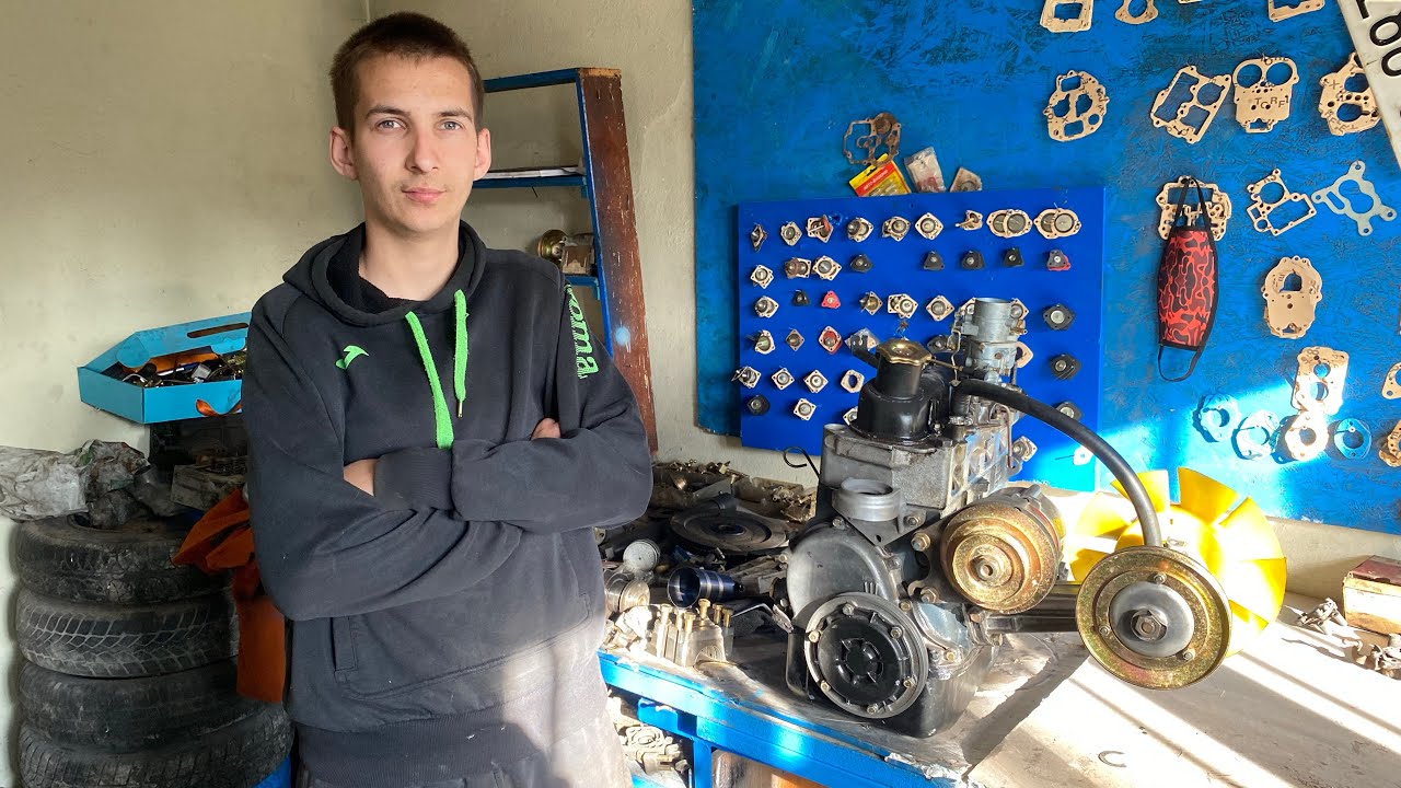 Na Restauraciji 3 Fića i Yugo