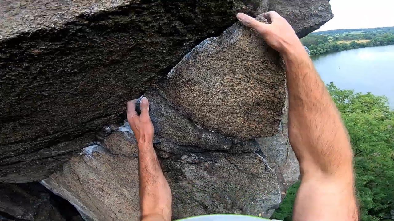 Proti Větru 7+, Roviště
