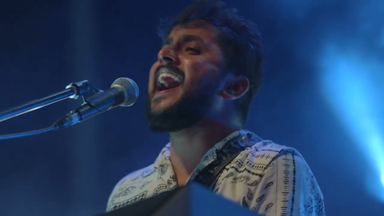 When Chai Met Toast - When We Feel Young (Live)