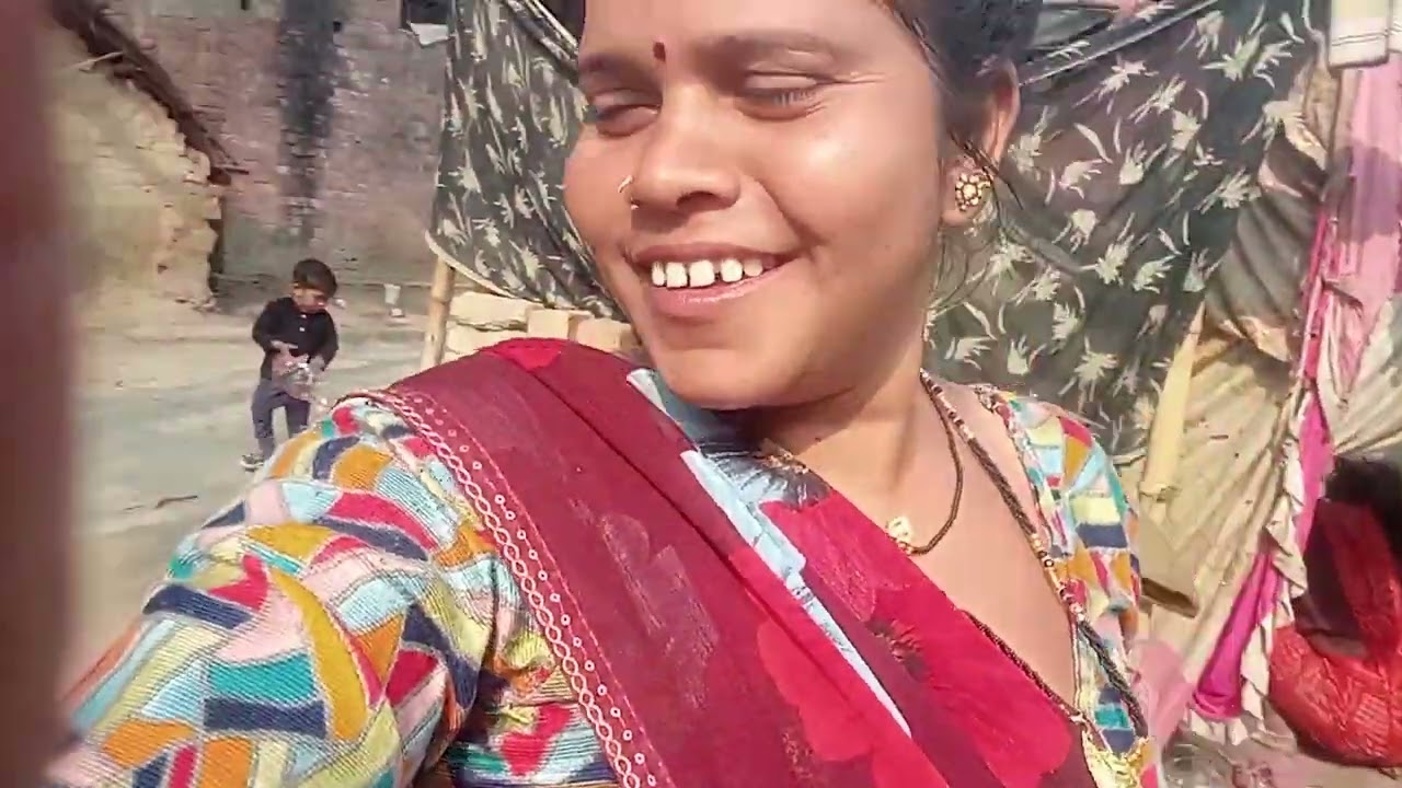 Dopahar main aalu Dam banaya Gaya Hai