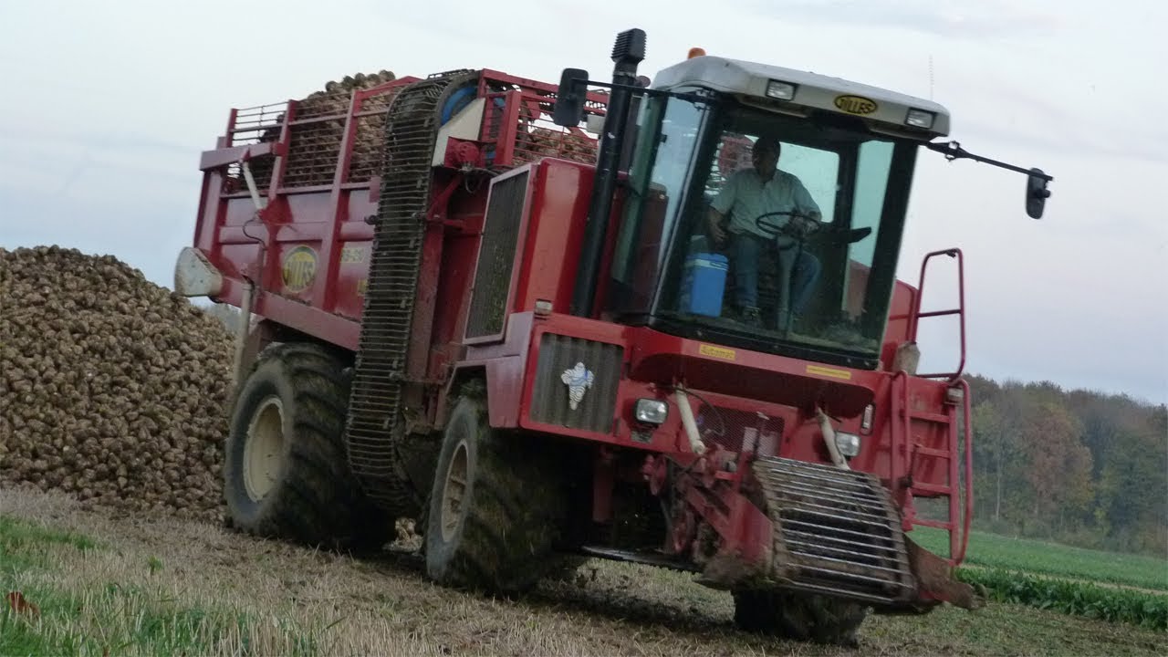 Gilles equipment at sugarbeet harvest 2012