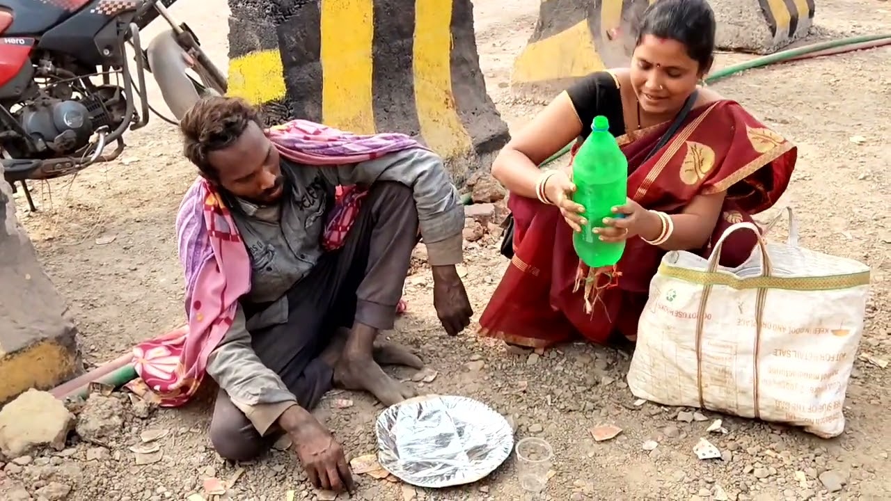 Mu bhainku khaibaku deli । bhai bahut khusi hele ।।