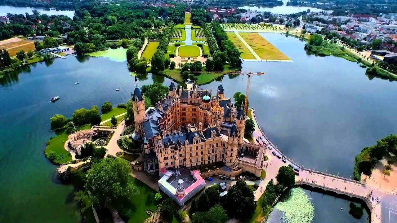 DJI Inspire 1  Schwerin shloss -(Schwerin Palace)