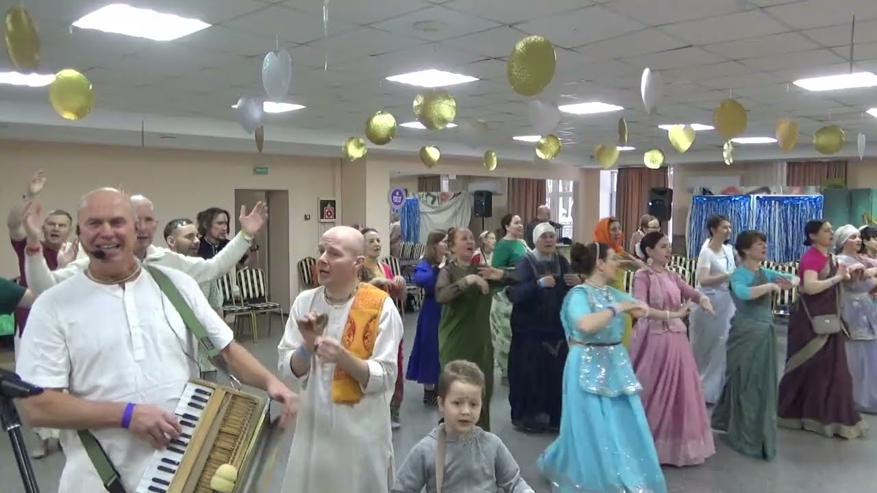 Киртан Гаджа Ханта дас. Новый год БВ. 22.12.2025. कीर्तन गजा हंता दास।. Kirtan Gaja Hanta Das.