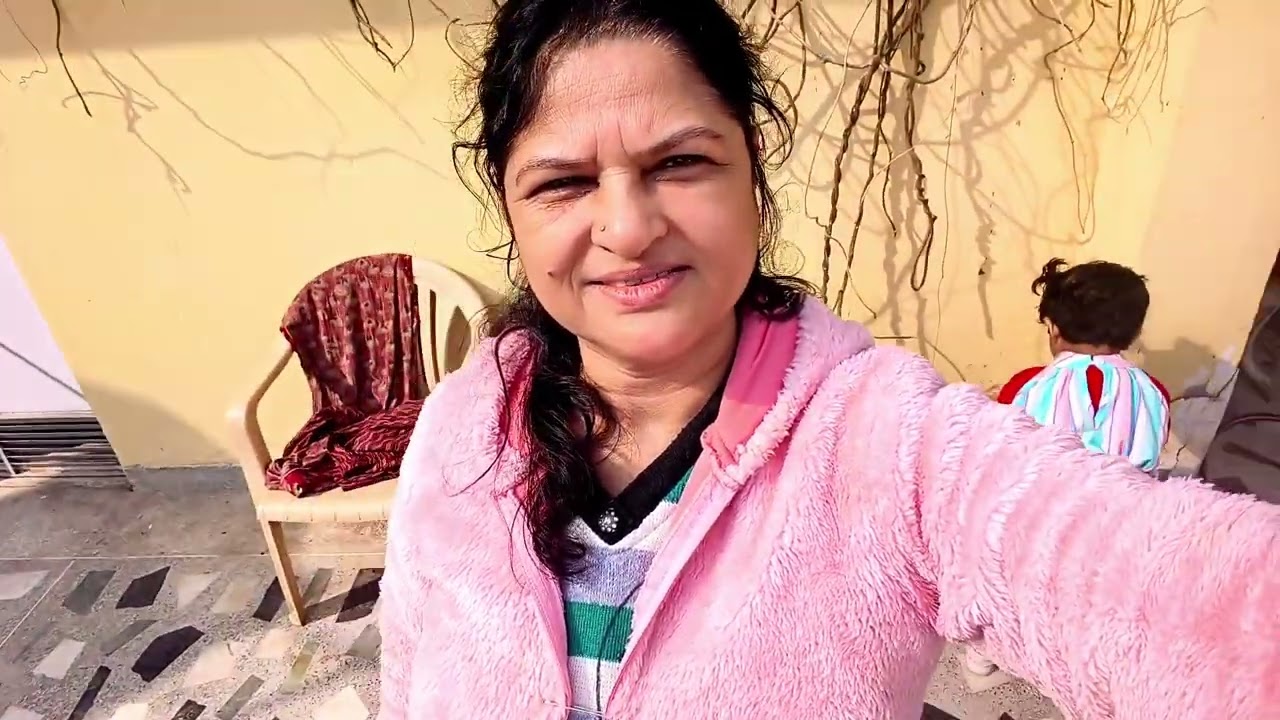 देखिए हमने छत में क्या क्या काम किया आज।❤️#viral #chhatkatour #todaynewvidio #miniblog #ytubevidio