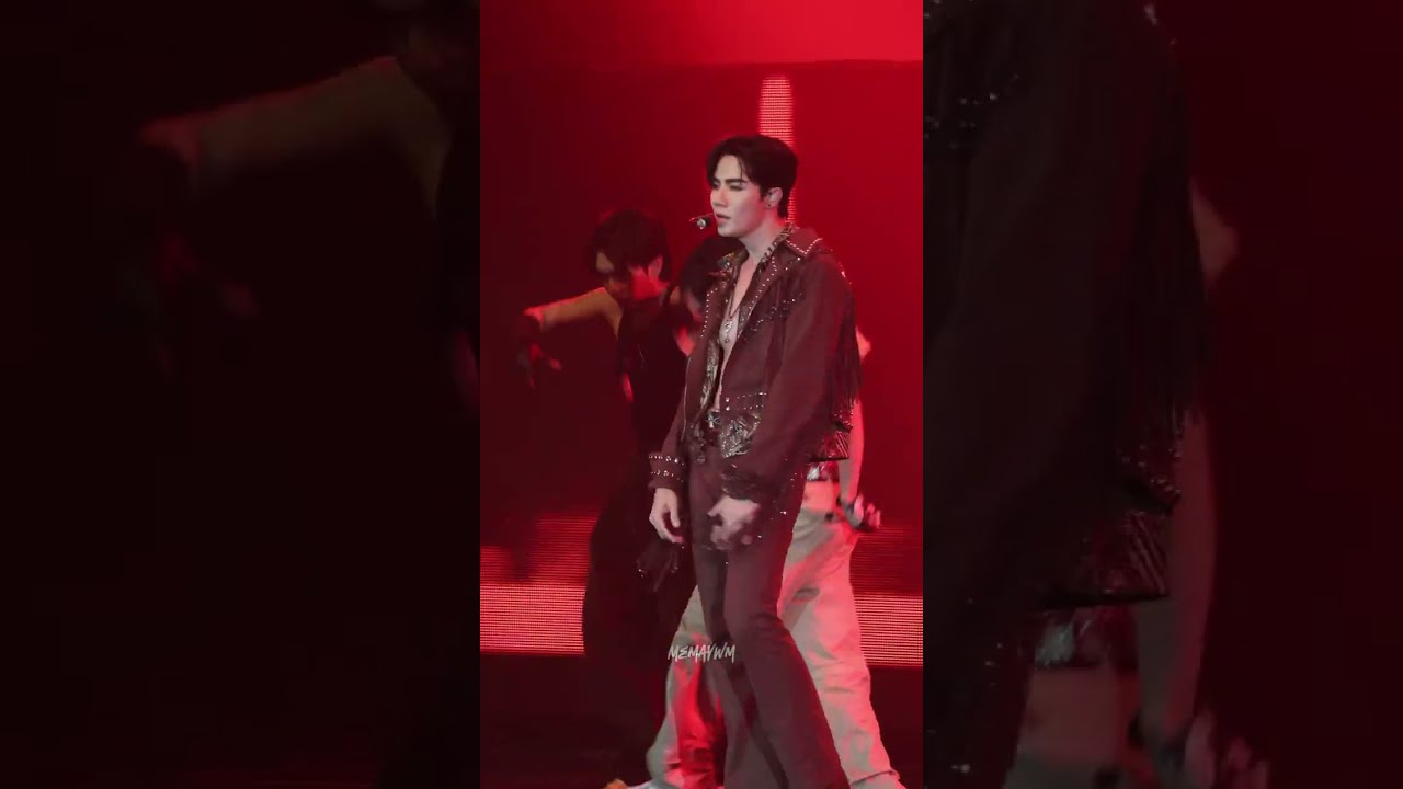 (4K FANCAM) Rover  -  Zee Pruk   #ZeeNunewConcertDay1 #ZeeNuNewAnotherLifeConcert