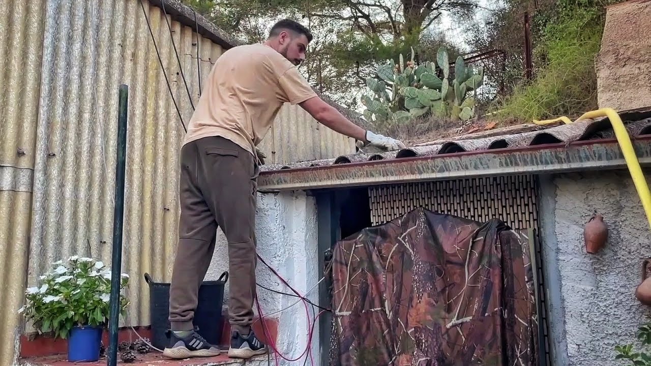 Por fin terminamos de limpiar el tejado de la Finca