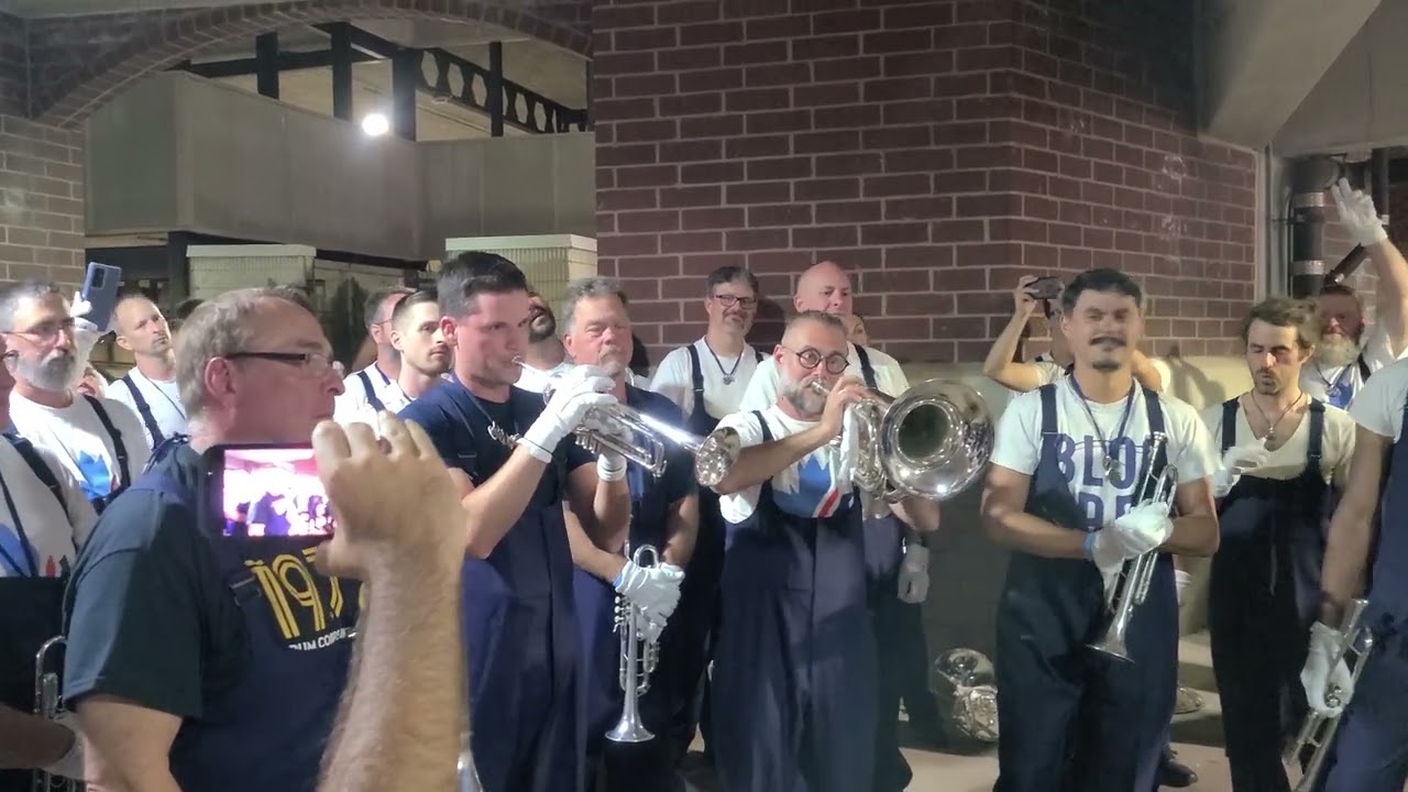 Bluecoats 2022 Alumni Corps | Singing through 