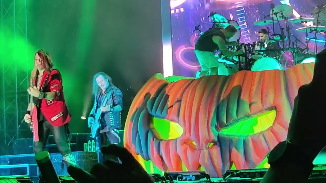 Helloween-Future World -live FEZEN 2023