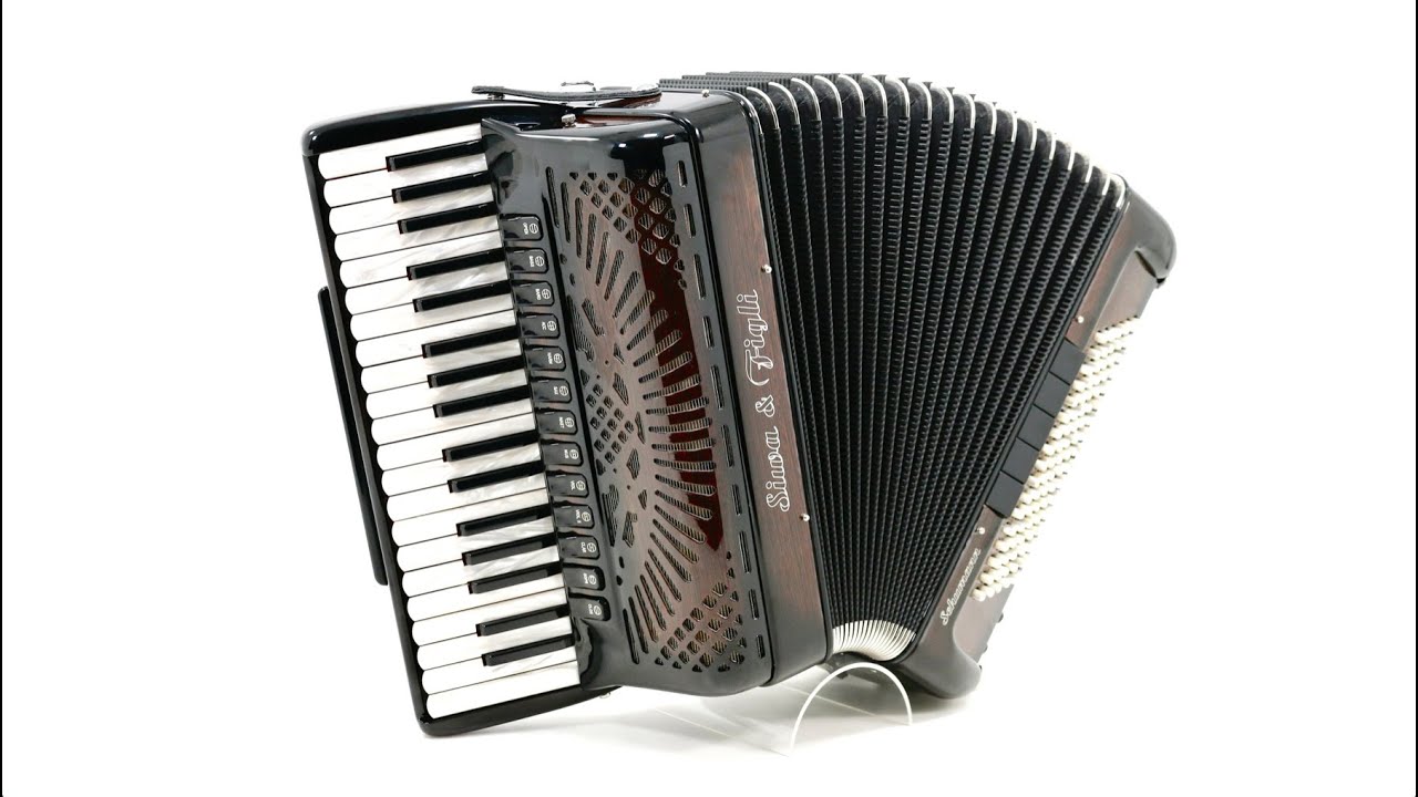 Certified Pre-owned Accordion:  Siwa & Figli Schumann (37/96 LMMM/LMMH)