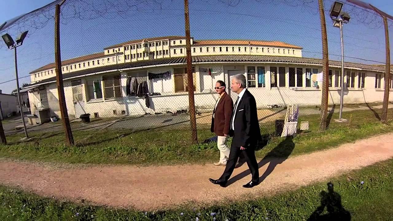 Le député Olivier Falorni visite la prison centrale de Saint-Martin de Ré