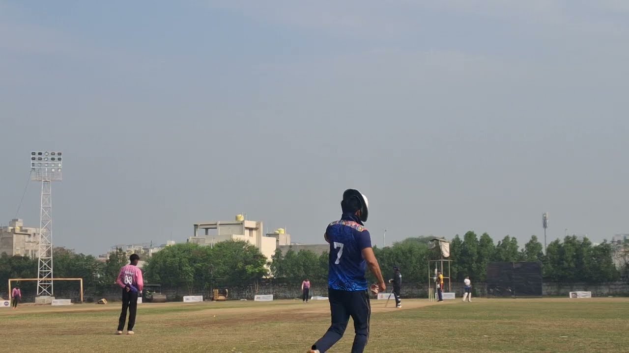 We R XI vs NAGPUR PARSI GYMKHANA Part 1