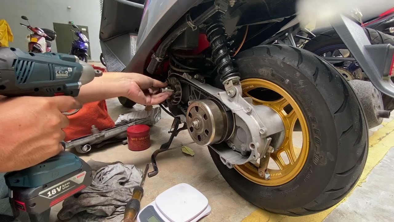 Cara Pasang CVT/Belting V100 | Cai Roller Standard Modified #suzuki #v100 #cvt #siput