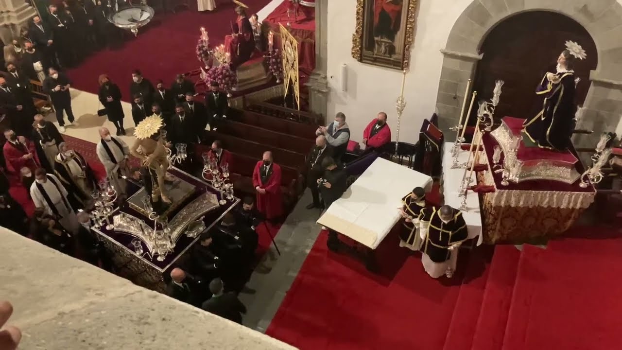 Traslado del Cristo a la Columna hasta el Altar Mayor // Lunes Santo 2022