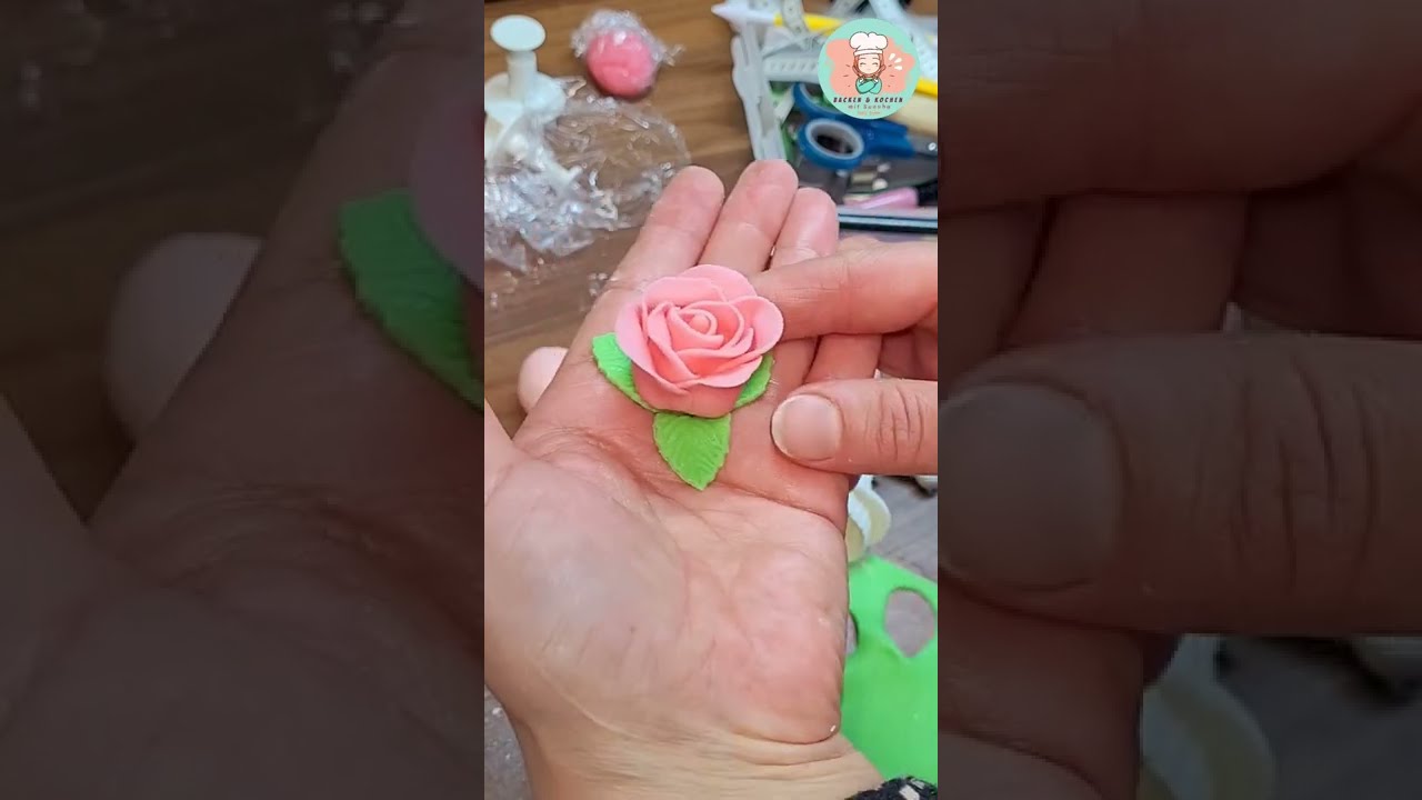 Zucker Rose aus Fondant selber machen / Zuckerrosen modellieren