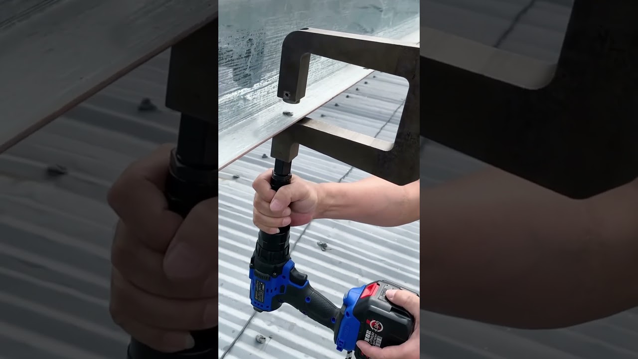 Hand-held punching machine #steel #punchingtool #machine #tools