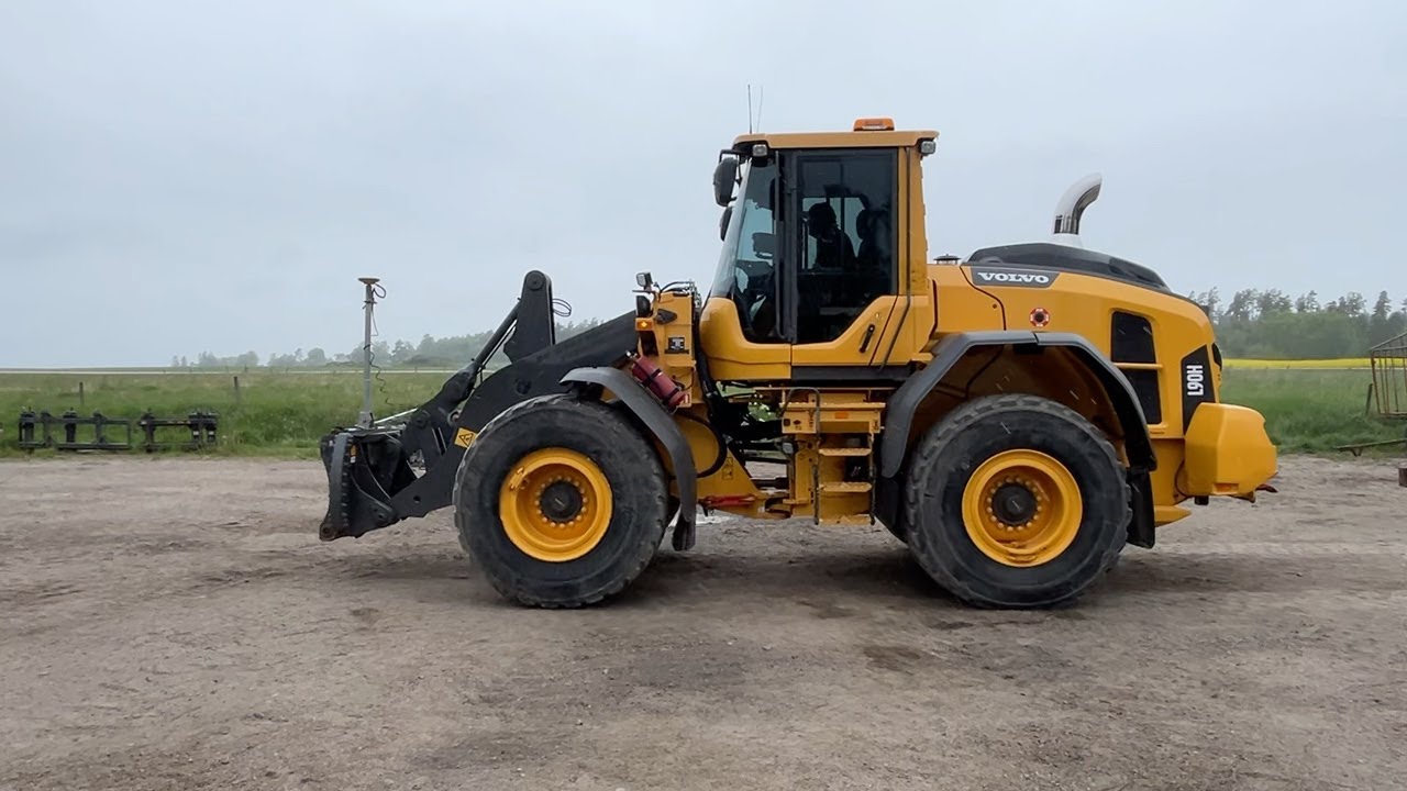 Köp Hjullastare Volvo L90H Skevfäste/ maskinstyrning på Klaravik
